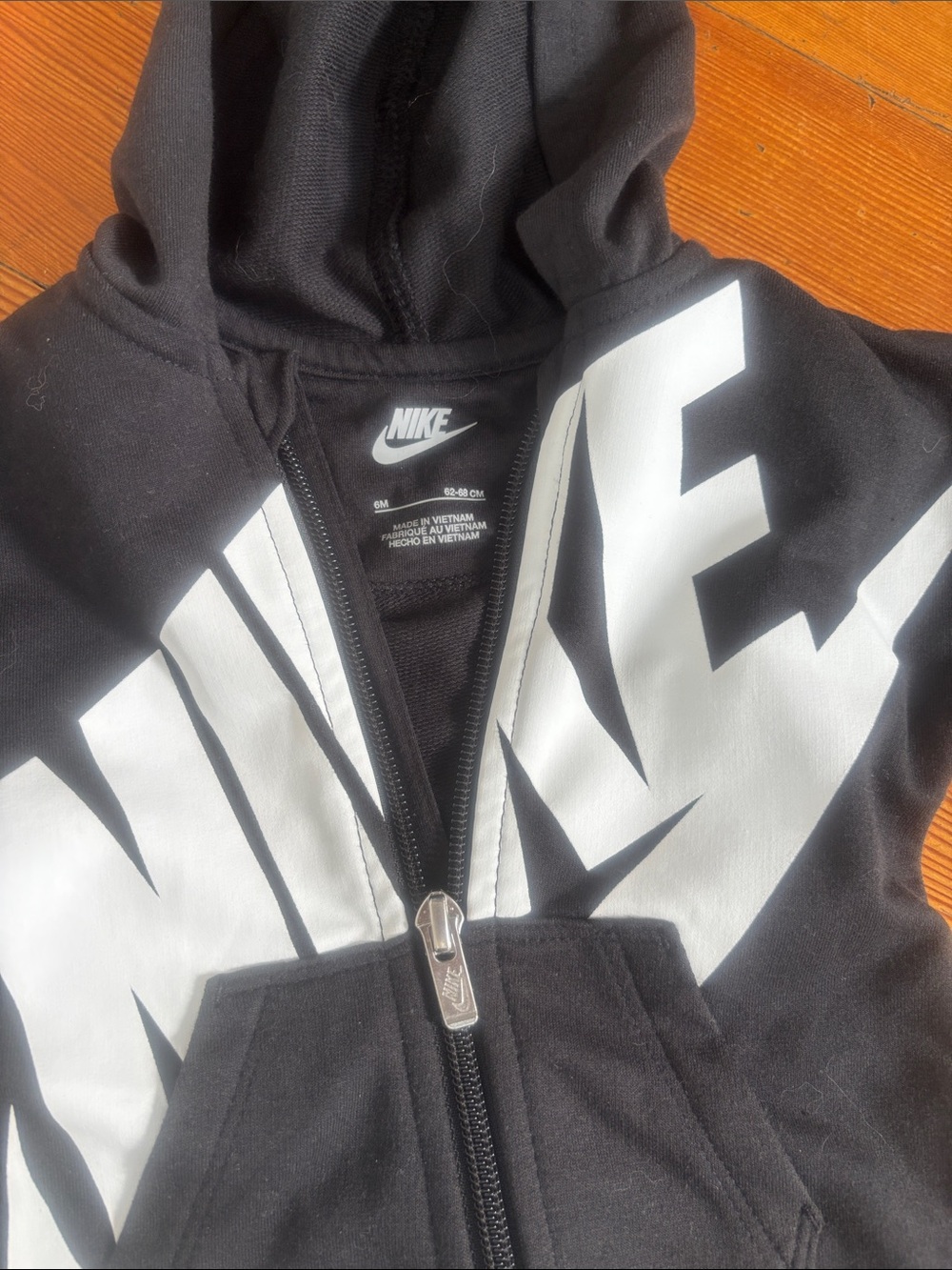 NWT Nike baby onesie 6M zipper hoodie - Picture 2 of 3